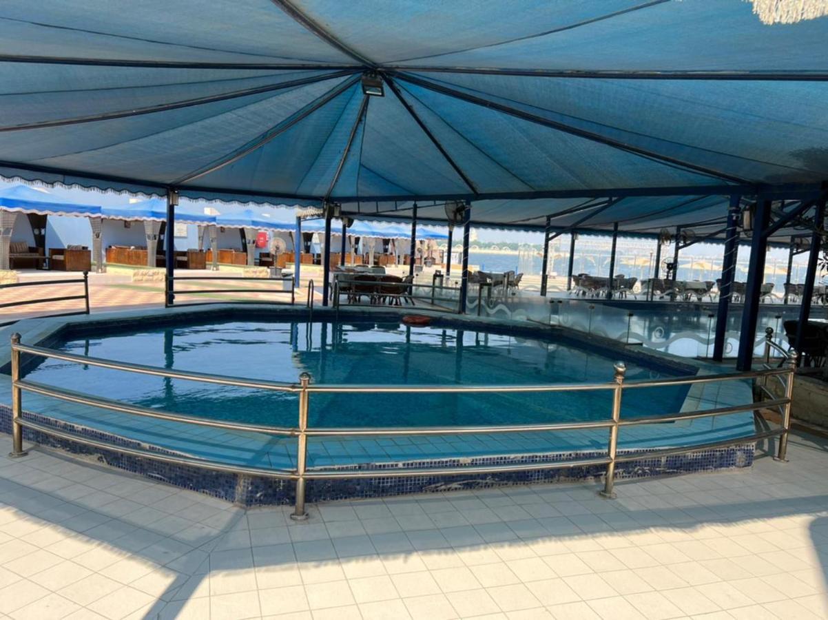 منتجع وشاليهات مورجان الشرق - للعائلات فقط - Dammam Dış mekan fotoğraf